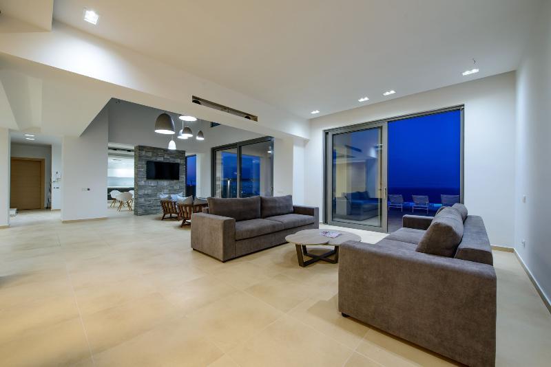 Thea Sunrise Villa Коскіну Екстер'єр фото